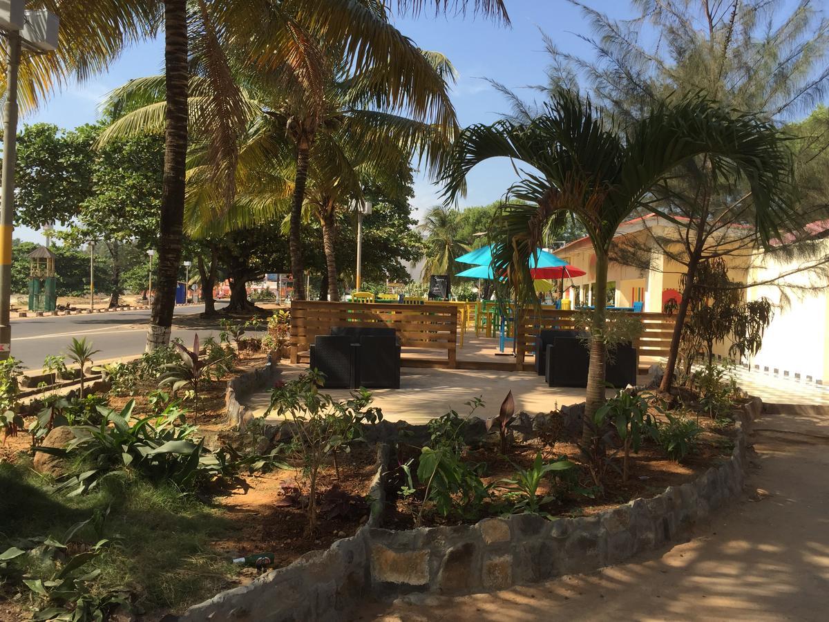 The Family Kingdom Resort ฟรีทาวน์ ภายนอก รูปภาพ